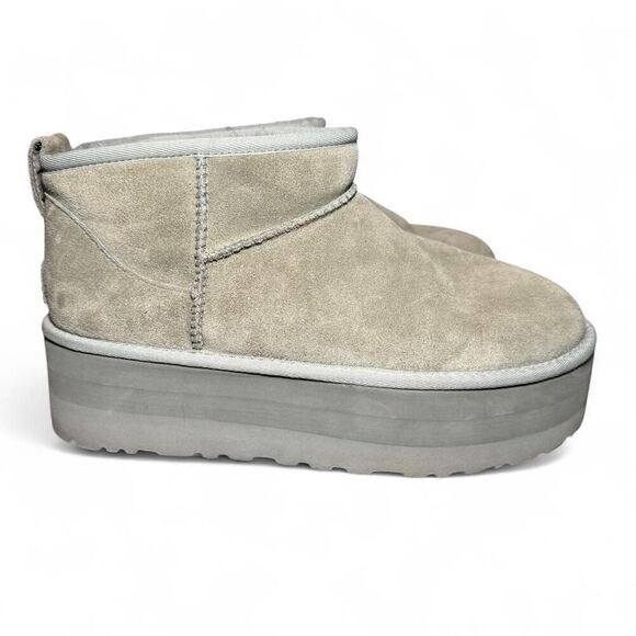 UGG Classic Ultra Mini Platform Booties Women’s 11 Gray Suede Sheepskin 1135092 - Picture 1 of 8